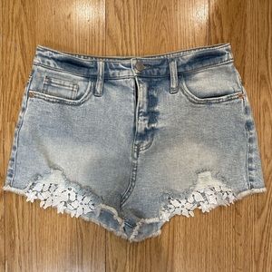 Wild fable denim cut off shorts with crochet/lace pocket detail
